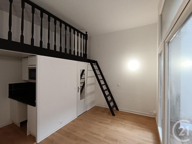 Appartement F2 à vendre - 2 pièces - 31.6 m2 - LILLE - 59 - NORD-PAS-DE-CALAIS - Century 21 Rue Nationale