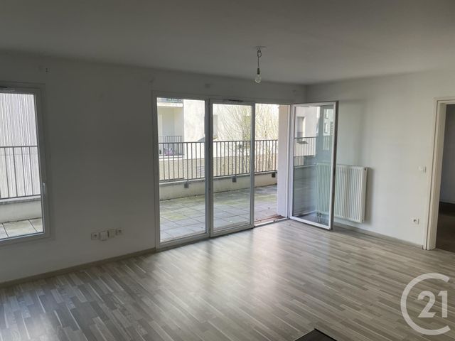 Appartement F2 à louer - 2 pièces - 50.1 m2 - TOURCOING - 59 - NORD-PAS-DE-CALAIS - Century 21 Rue Nationale